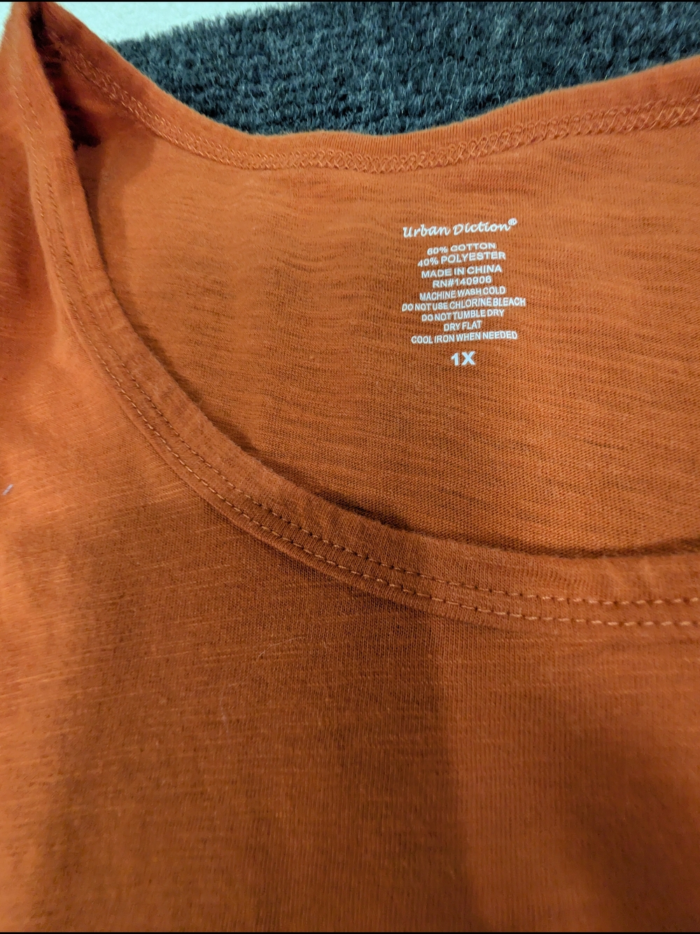 Lot Of 4 Women's Crewneck Short Sleeve Tees - Picture 3 of 7